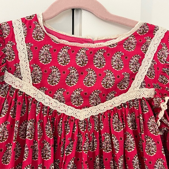Mini Boden Lace Trim Woven Dress in Pink Paisely - Picture 4 of 7